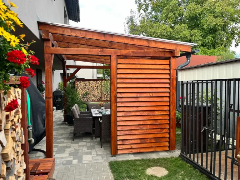 Dřevěná pergola