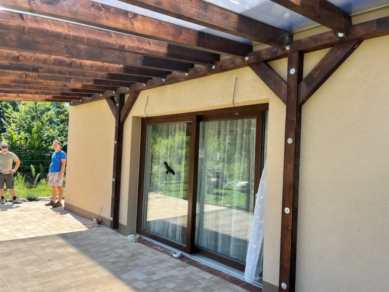 Dřevěná pergola