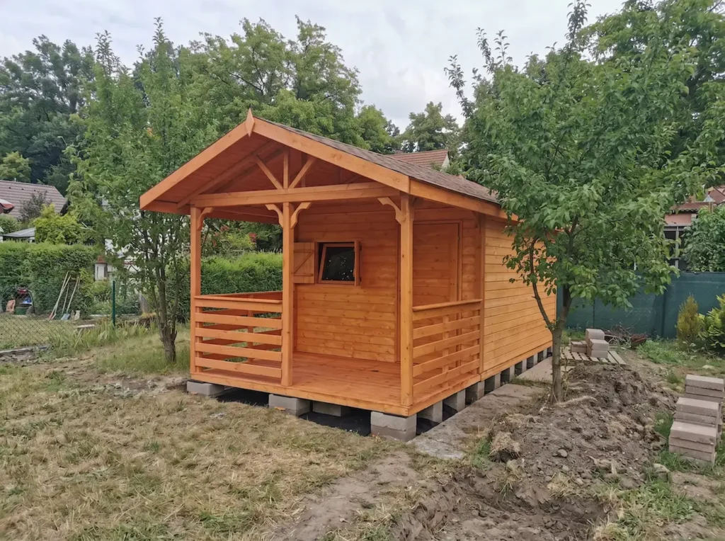 Dřevěný zahradní domek